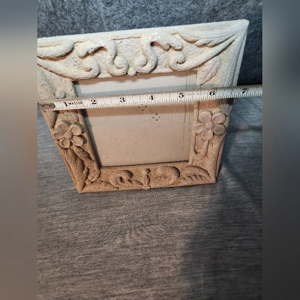 Vintage STONE RESIN PICTURE FRAME 4.5 x 4.5 Photo Swirl Sand Flowers Easel